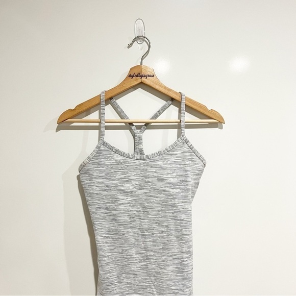 Lululemon Power Pose Tank Top - Picture 5 of 9
